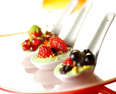 recette-crumbe-ete-fruits-rouges-470x379