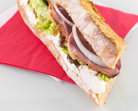 recette-sandwich-baguette-deluxe-470×379