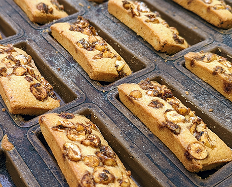 financier noisette pralinées 470x379px